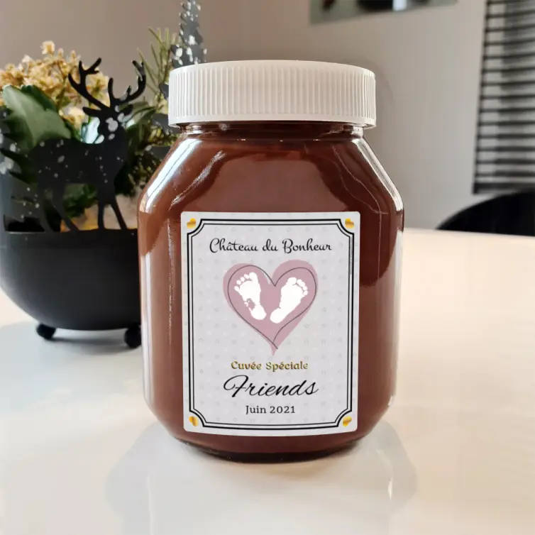 Custom label for special birth cuvée, soft and refined design