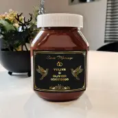 Custom wedding label, elegant matte black and gold, for unique cuvée