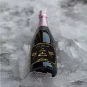 Étiquette personnalisée mariage élégante, noir mat et doré, pour cuvée unique