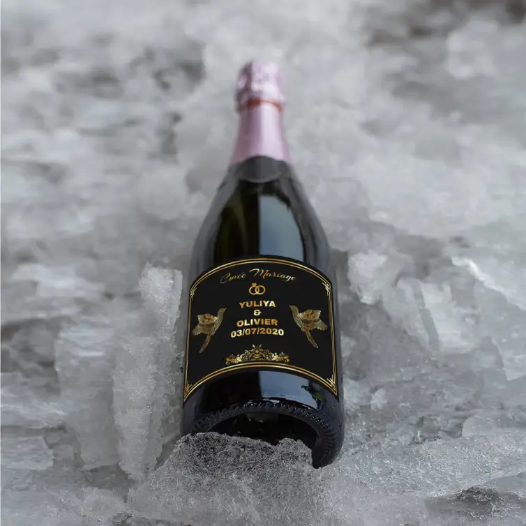 Custom wedding label, elegant matte black and gold, for unique cuvée
