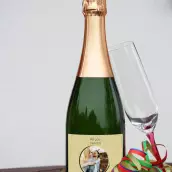 Custom wedding label, “Love” design with photo, natural background square