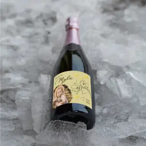 custom christening label girl, floral motif and photo, natural background