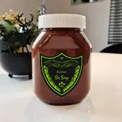 Étiquette personnalisée anniversaire blason, noir mat & vert fluo, style grand cru