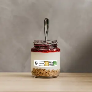 etiket met verplichte vermeldingen voor sortering, capsule en glazen pot