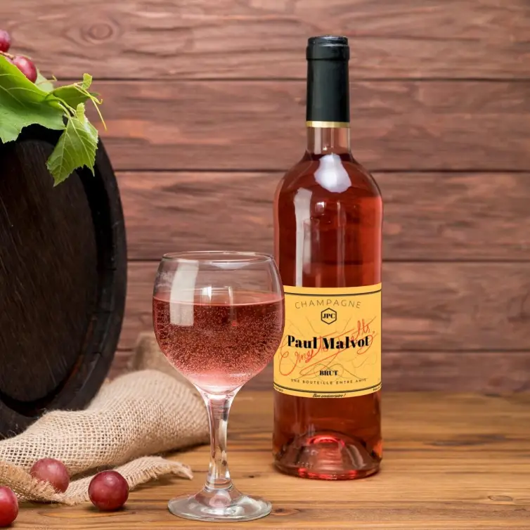 Étiquette personnalisée pour champagne, élégance sur-mesure