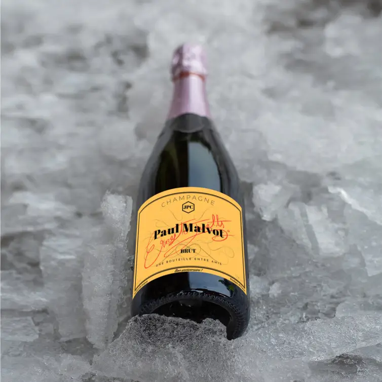 Étiquette personnalisée pour champagne, élégance sur-mesure