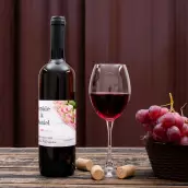 Étiquette de mariage personnalisée avec roses – Pour une célébration romantique et unique