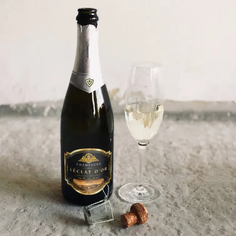 Étiquette champagne noir mat personnalisée pour mariage