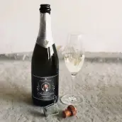 Etichetta per champagne personalizzata nera e lussuosa