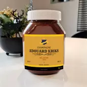 Custom label for vintage champagne – simple and elegant style