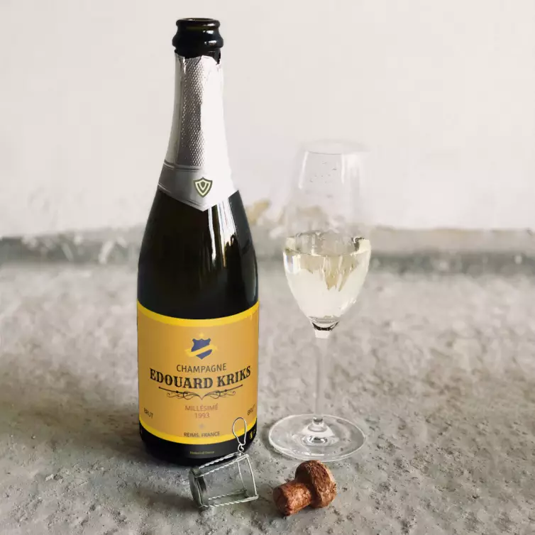 Custom label for vintage champagne – simple and elegant style