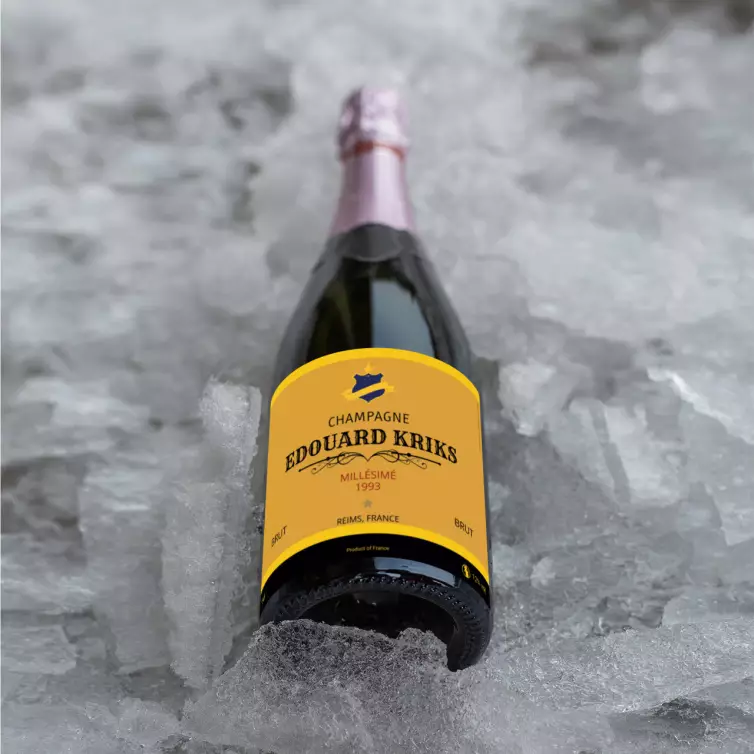 Custom label for vintage champagne – simple and elegant style