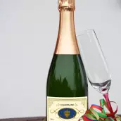 Étiquette personnalisée de champagne brut Thierry Blanco – un style classique et prestigieux