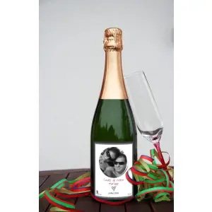 custom label "our wedding vintage" – an intimate touch for your big day