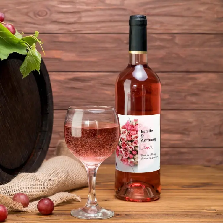 Étiquette personnalisée mariage Estelle & Anthony – design romantique avec bouquet en cœur