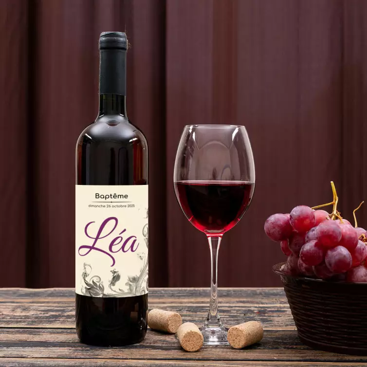 Étiquette personnalisée pour baptême au design élégant et prénom central