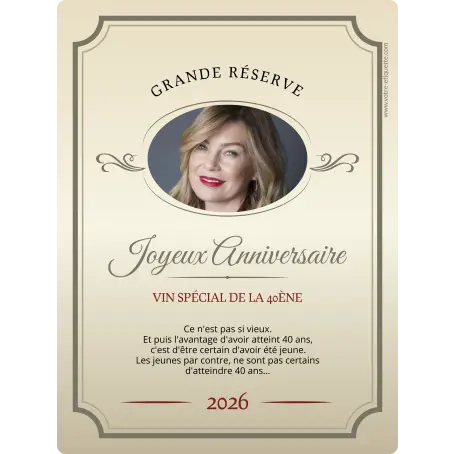 &Eacute;tiquette personnalis&eacute;e mod&egrave;le 40 ans texte incurv&eacute;