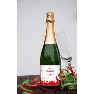 personalized mother's day label with an elegant and tender design