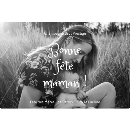 Étiquette personnalisée fête des mères avec photo en noir et blanc