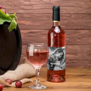 personalisierte etikette zum muttertag mit schwarz-weiß-foto