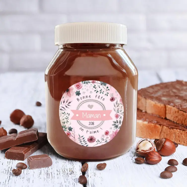 Personalized round label for mother's day with flowers and romantic design