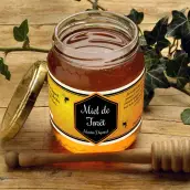 Custom label for forest honey with artisanal design and legal information
