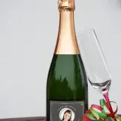 Custom birthday label with photo and elegant design